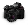 Panasonic Lumix DC-S5 Mark II + Lumix S 50 mm f/1,8 24,2 Mpx, černá